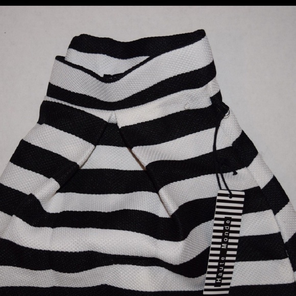 Black and White Striped Skirt - Picture 2 of 4